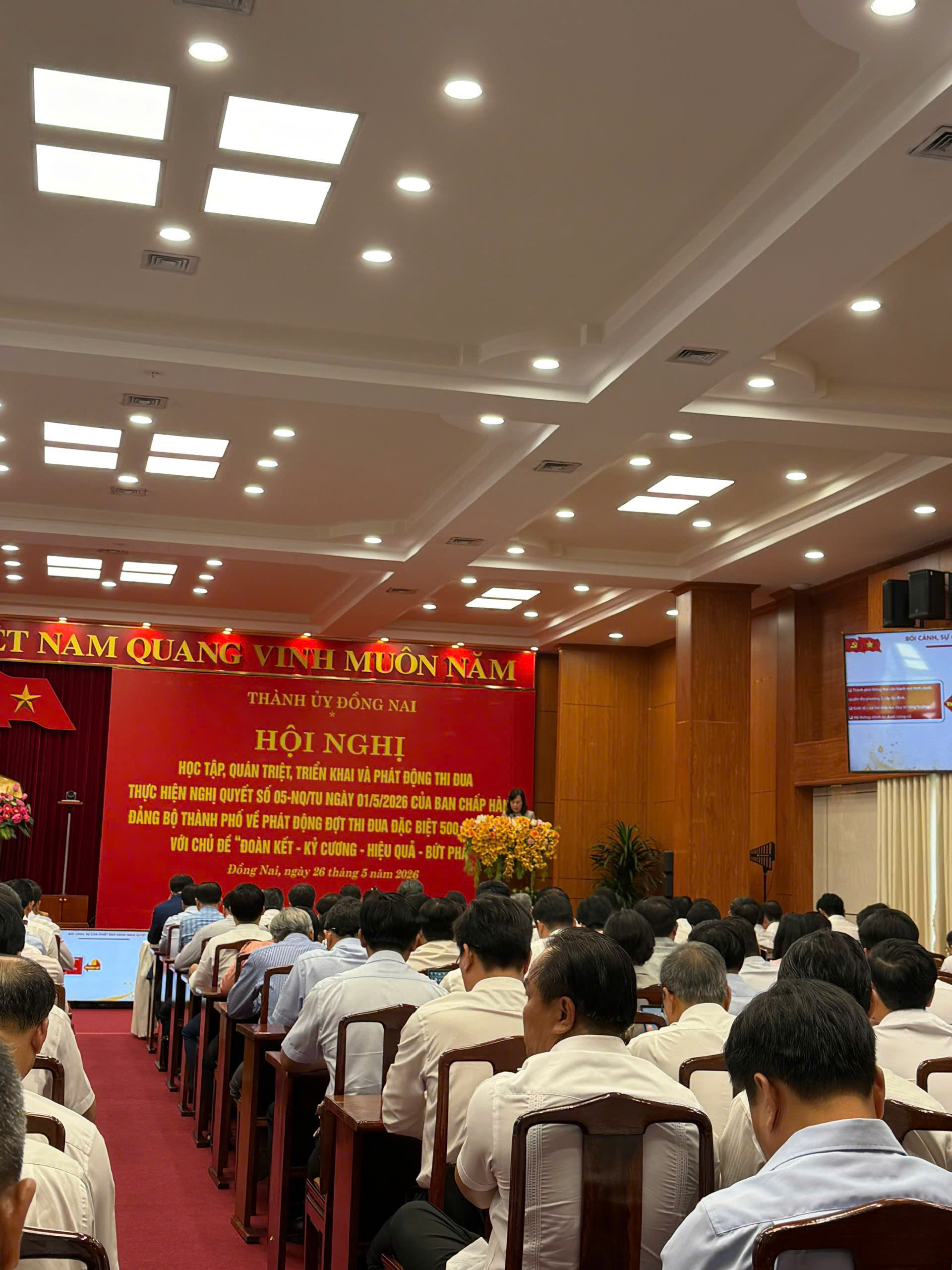 HN 500 ngày đêm 1.jpg