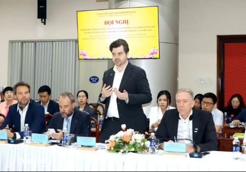 Hiep hoi DN Duc.jpg